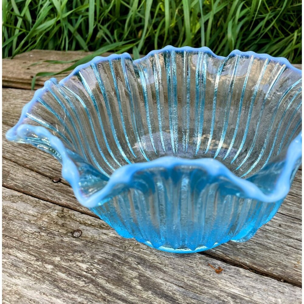 Vintage MCM Opalescent Blue Ribbed Ruffled Art Glass Bowl - Picture 14 of 16